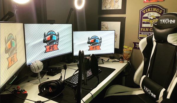 ultimate gaming setup by TechniSport